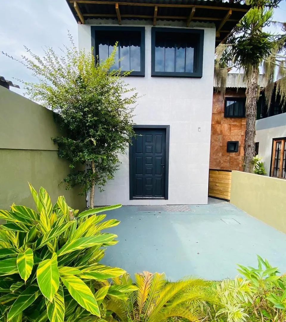 Casa de hóspedes Turistando Em Floripa - Espaco Privativo Ate 6 Pessoas Florianópolis